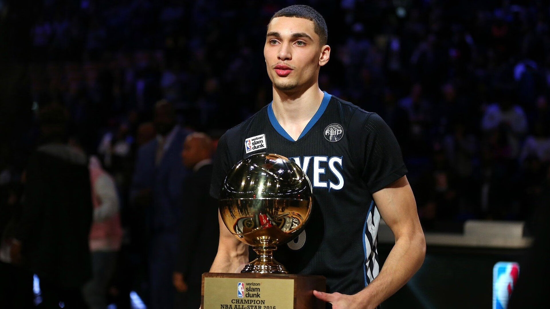 “六人制袋棍球：东部新区赛场成为新兴运动的舞台”